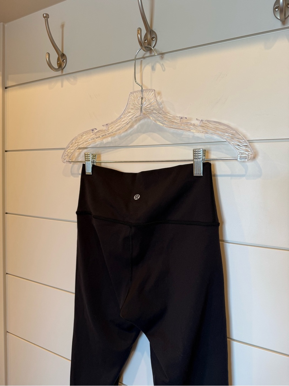 Lululemon Black Wunder Under Crop (Hi-Rise) *Full-On Luon 21" Leggings - Picture 6 of 8
